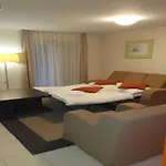 Marina Portoro Family Friendly 4 - Two Bedroom Daire *